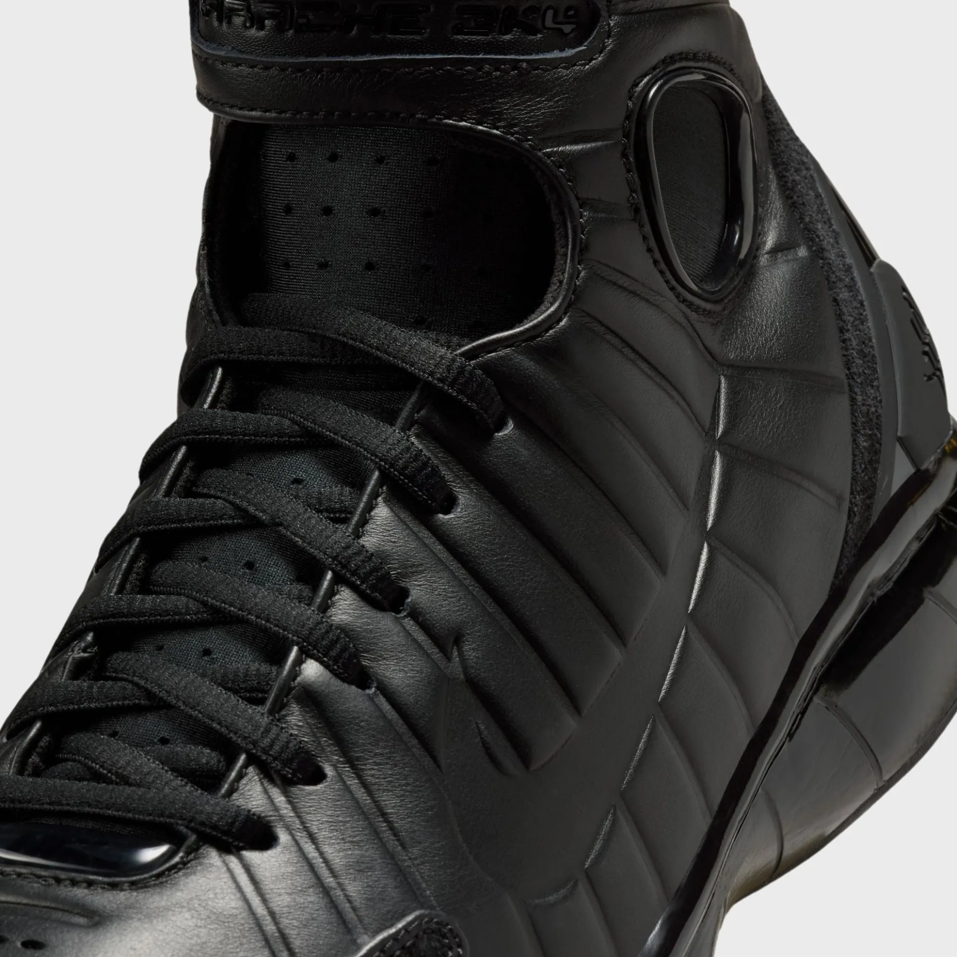 Air Zoom Huarache 2K4 OT