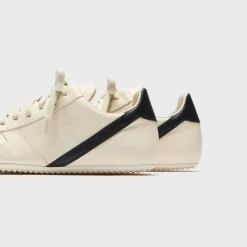 Concordians Minimal Sneaks