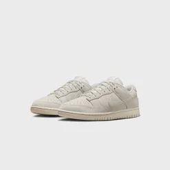 Dunk Low Retro SE