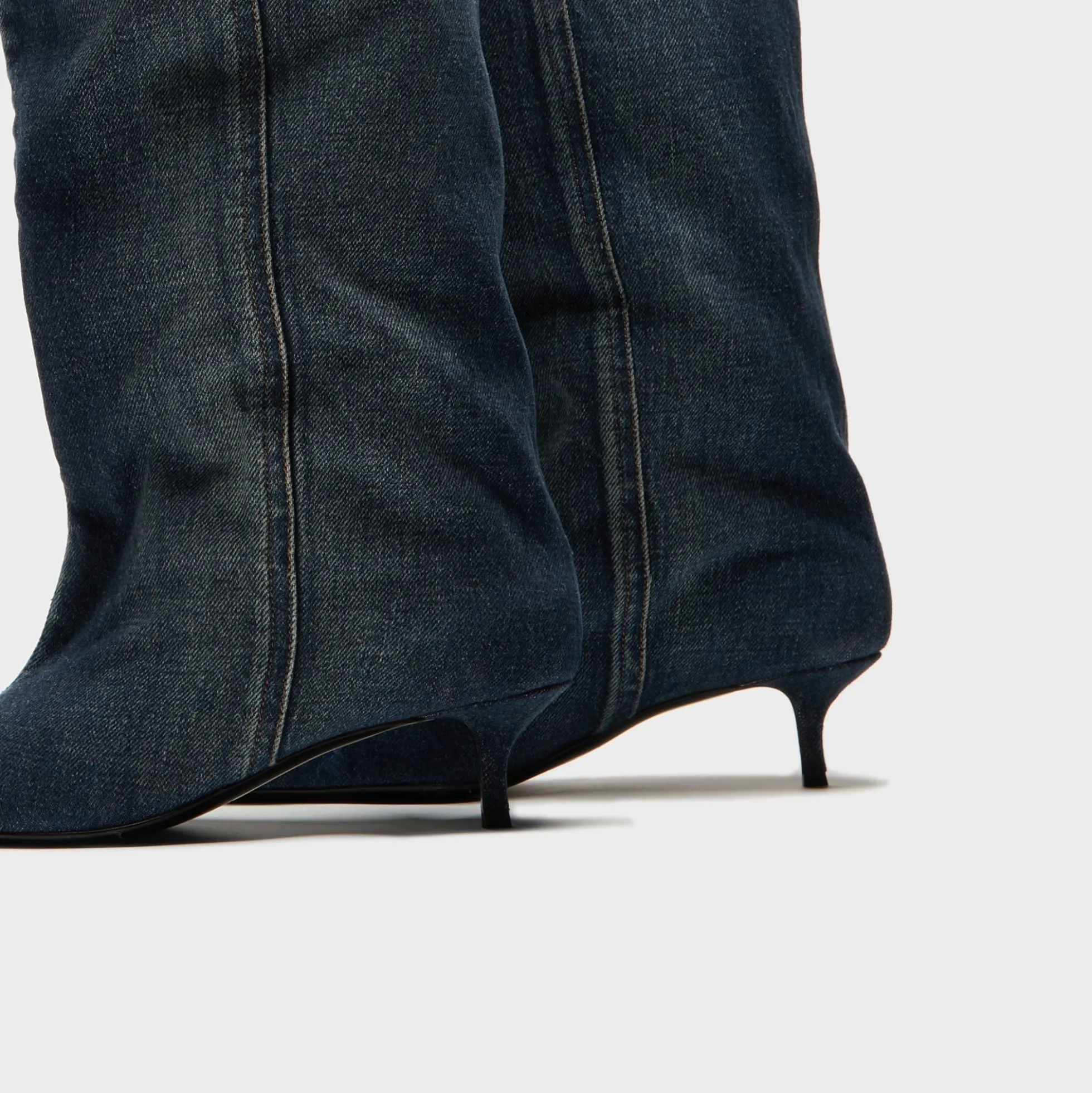 D-Venus KB Slouchy Heels