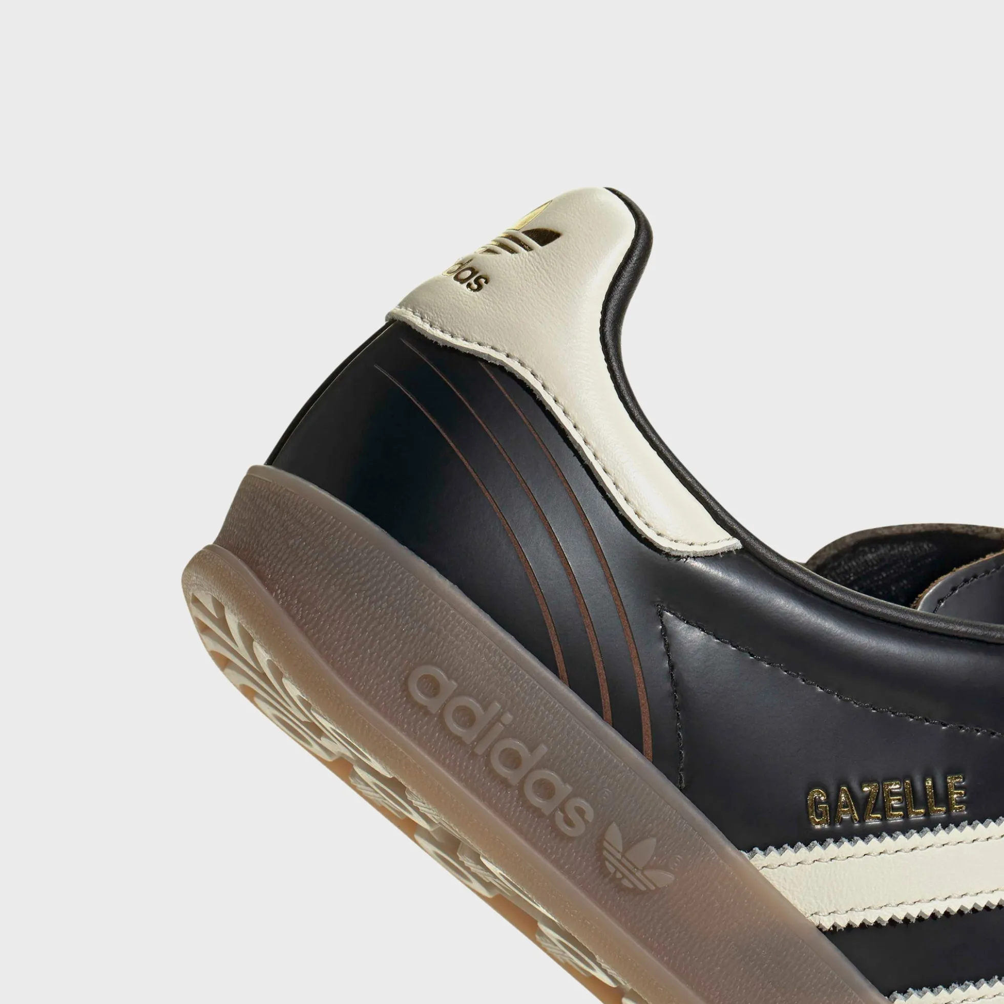 Gazelle Indoor
