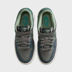 GS Dunk Low LV8 1