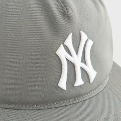 Kith & '47 for the New York Yankees SL Hitch Trucker Hat