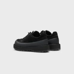 Low Top Sneakers