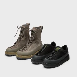 Low Top Sneakers