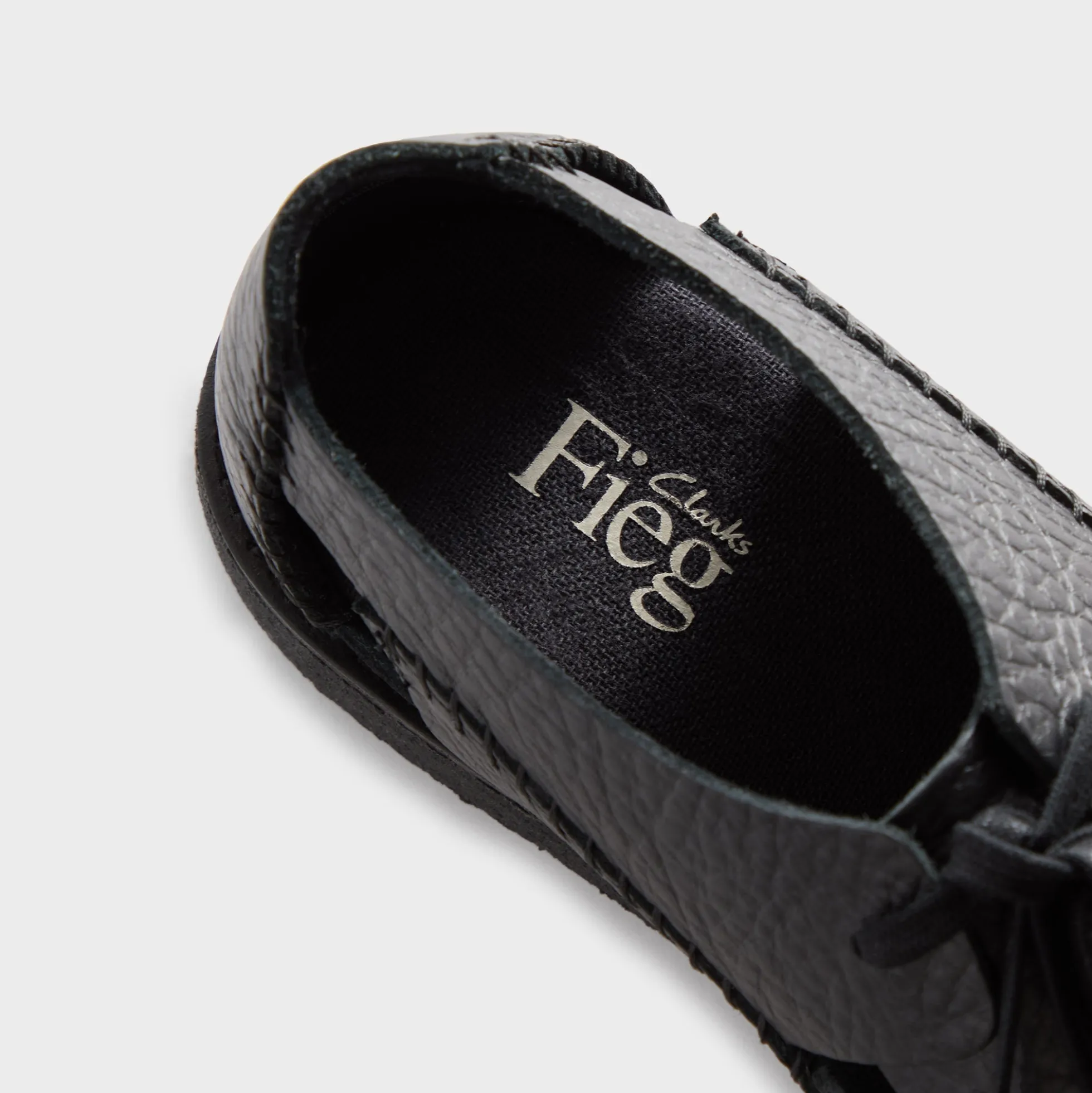 PRE-ORDER | 8th St by Ronnie Fieg for Clarks Originals Ridgevale