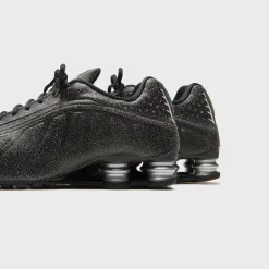 Shox R4
