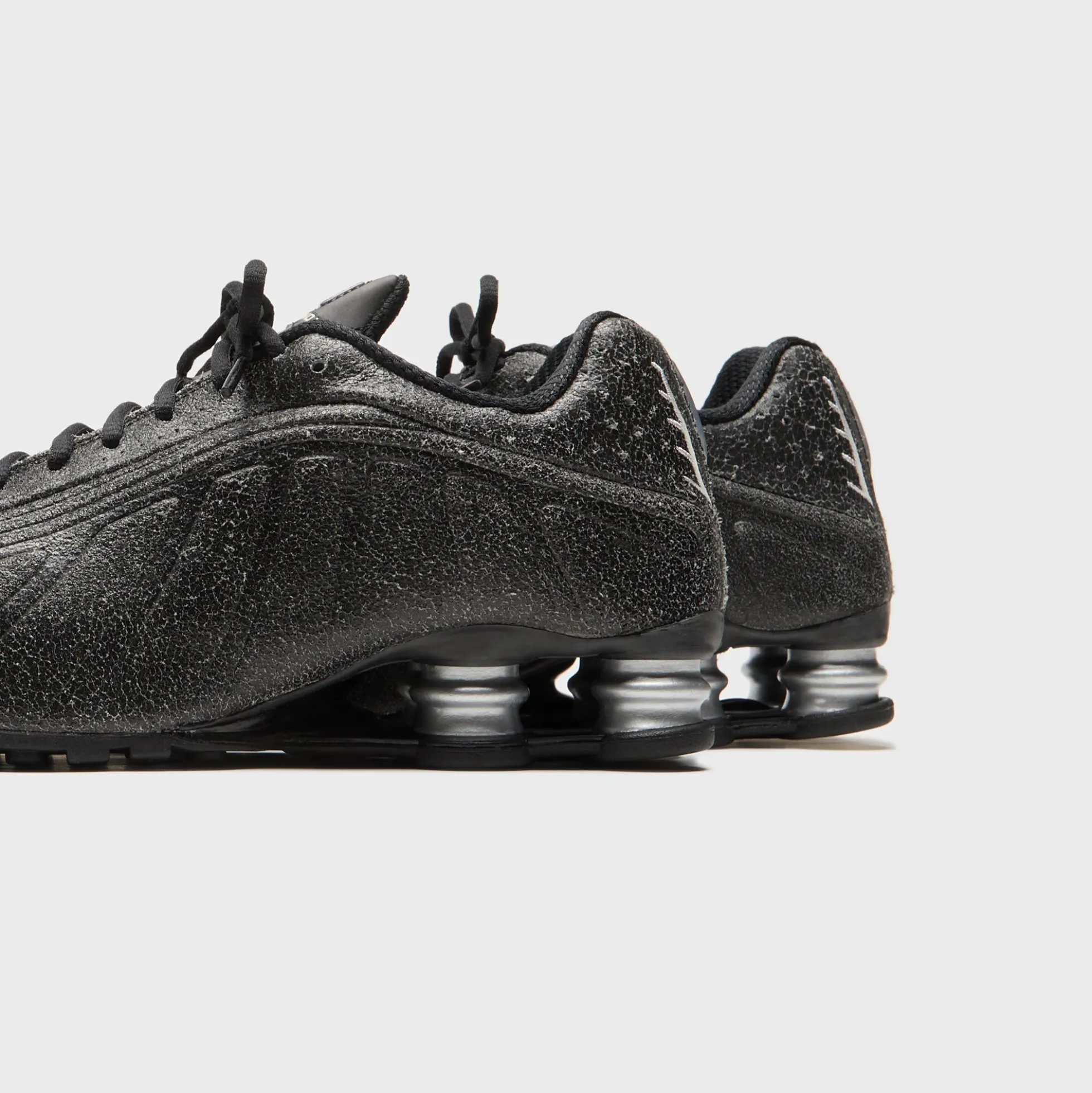 Shox R4