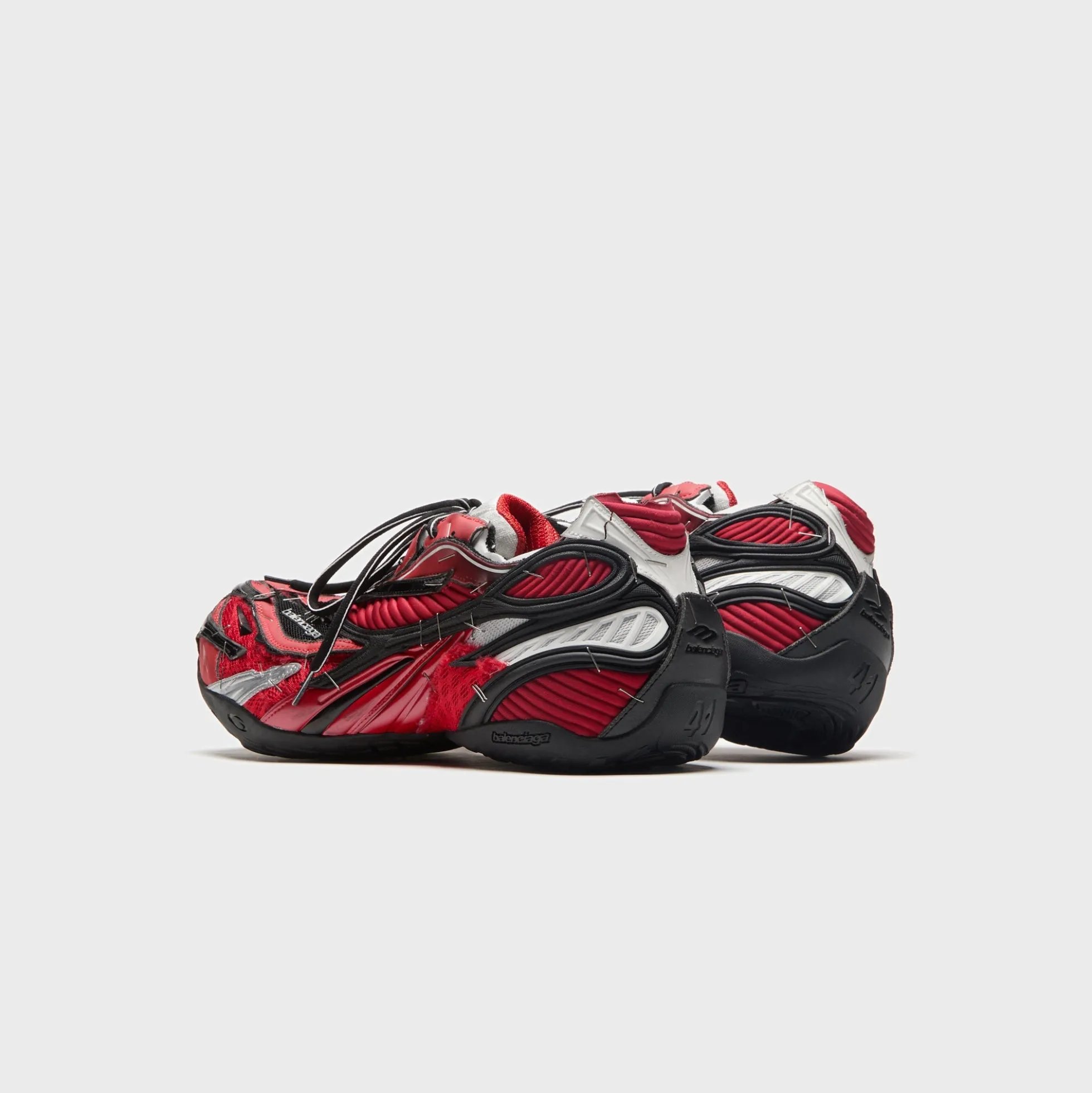 Soleless