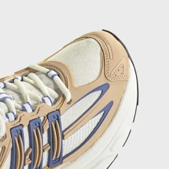 WMNS Adistar XLG 2.0