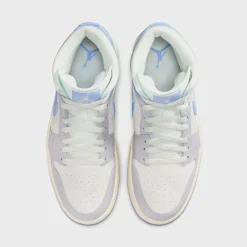 WMNS Air Jordan 1 Mid