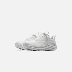 WMNS Clifton 9