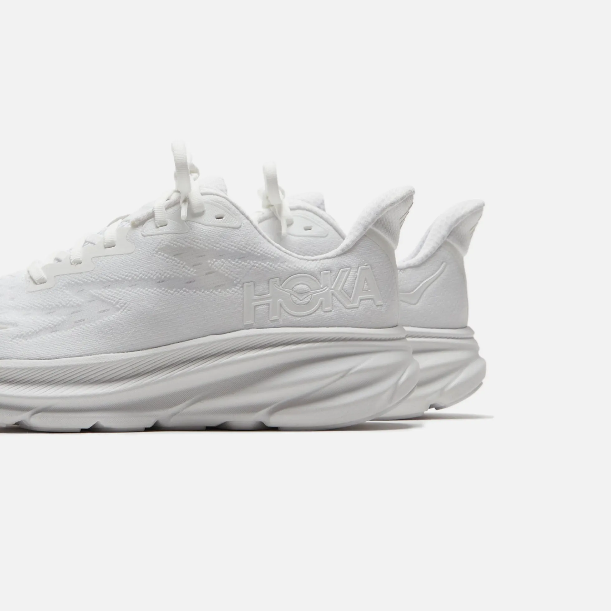 WMNS Clifton 9