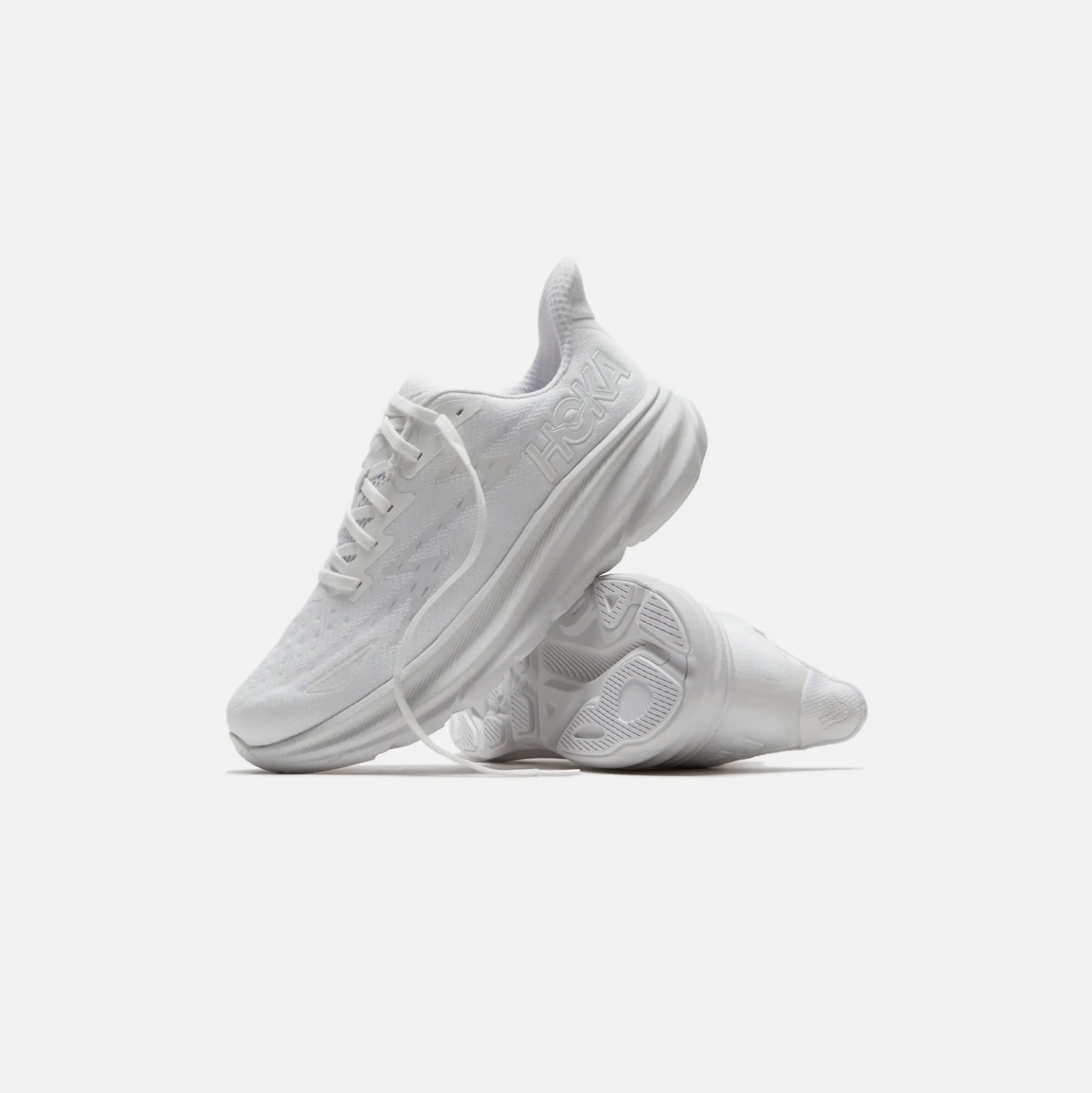 WMNS Clifton 9