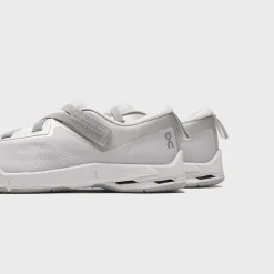 WMNS Cloudnova Moon