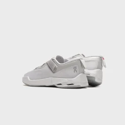 WMNS Cloudnova Moon