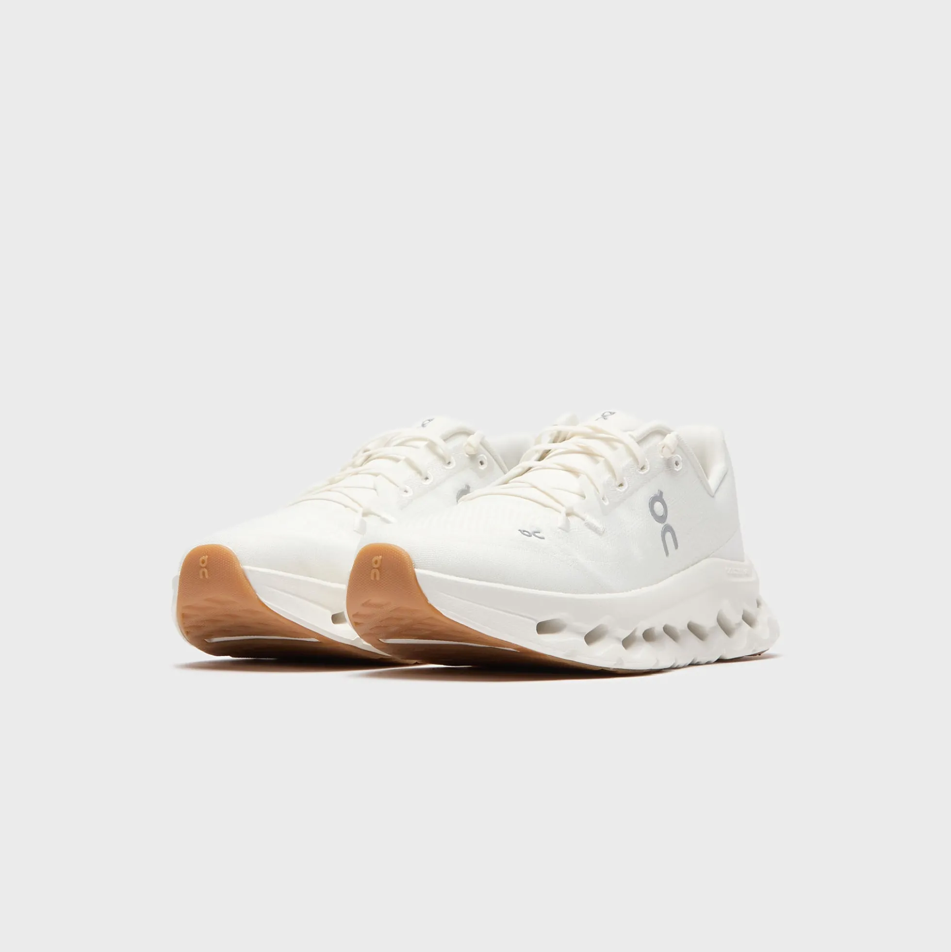WMNS Cloudtilt