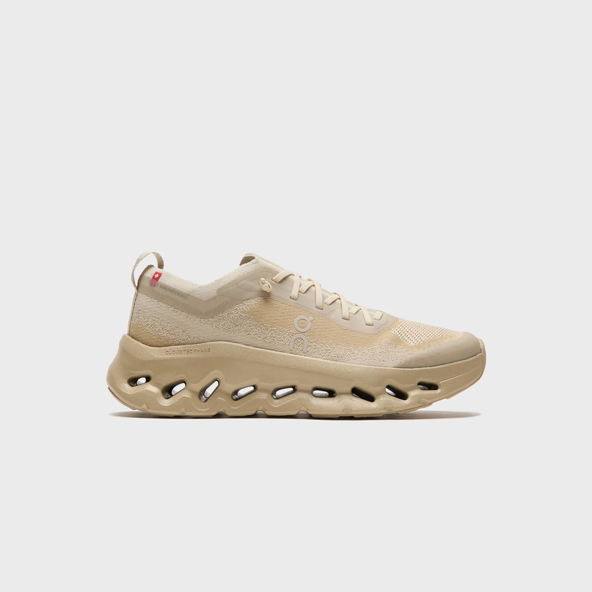 WMNS Cloudtilt Moon