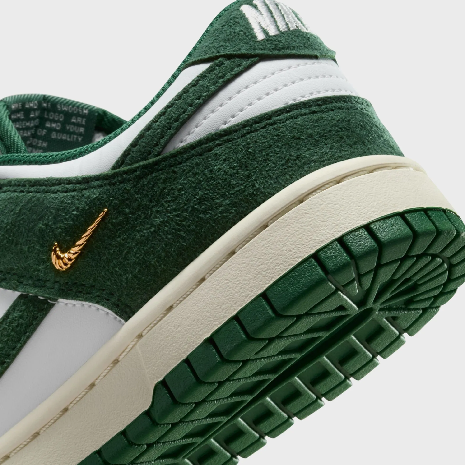 WMNS Dunk Low