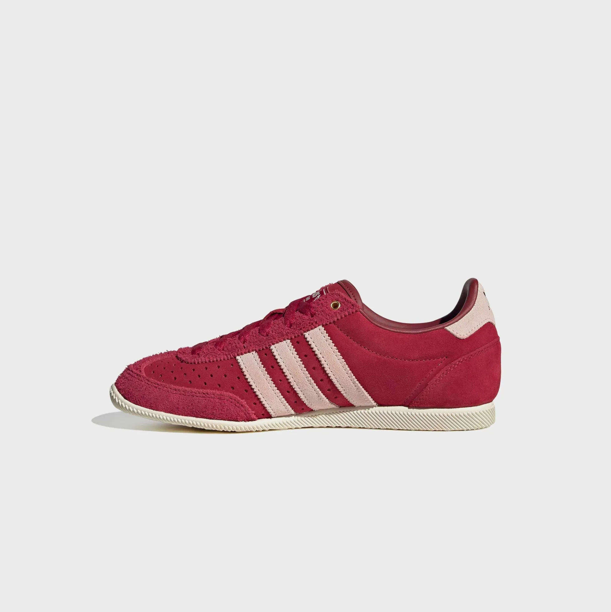 WMNS Japan