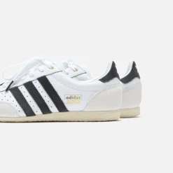 WMNS Japan