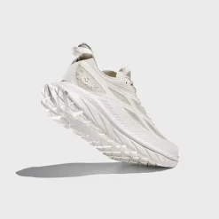 WMNS Mach Remastered