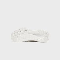 WMNS Mach Remastered