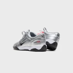 WMNS T90
