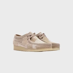 x Aleali May WMNS Wallabee