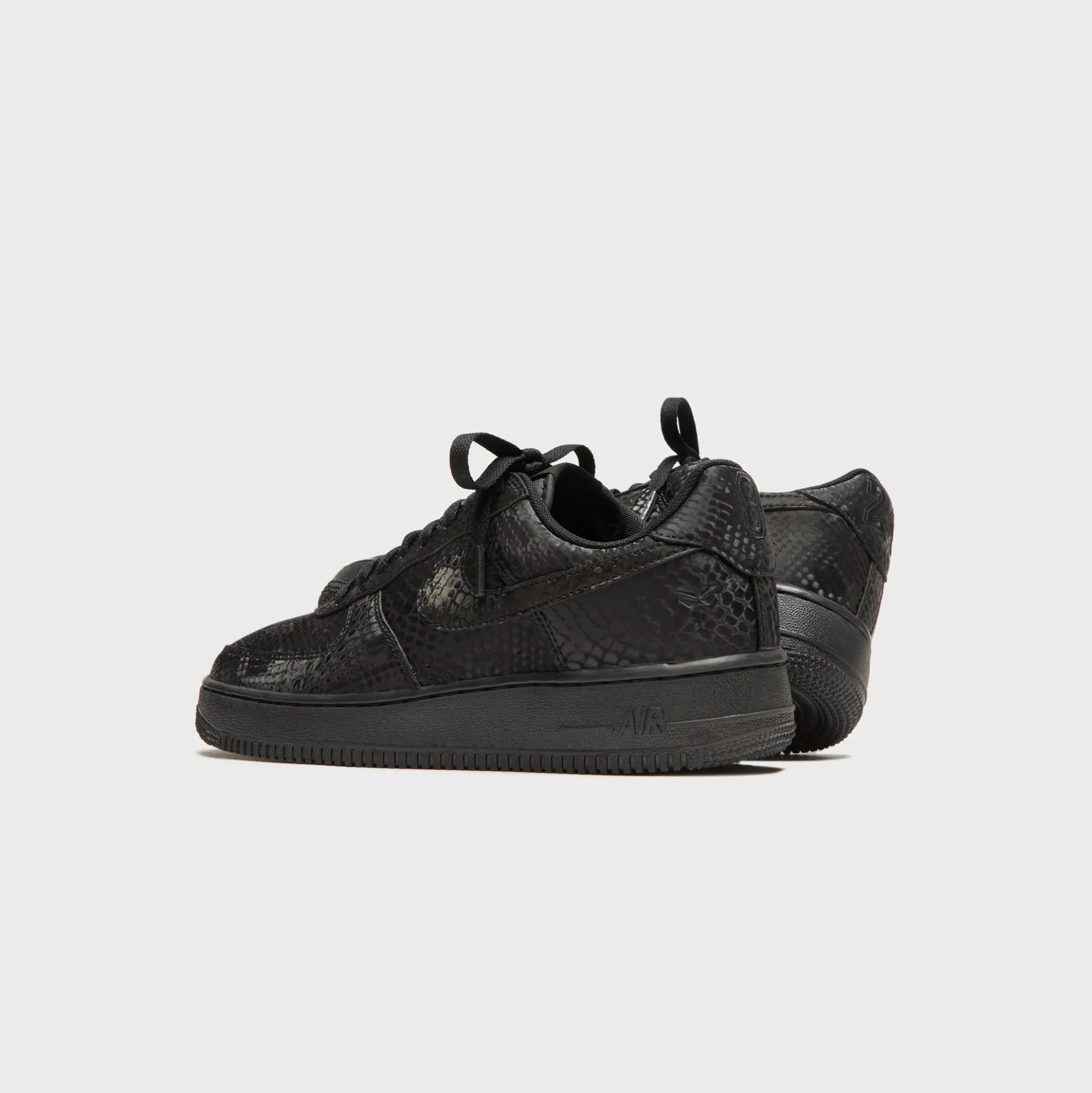 x Kobe Bryant Air Force 1 Low
