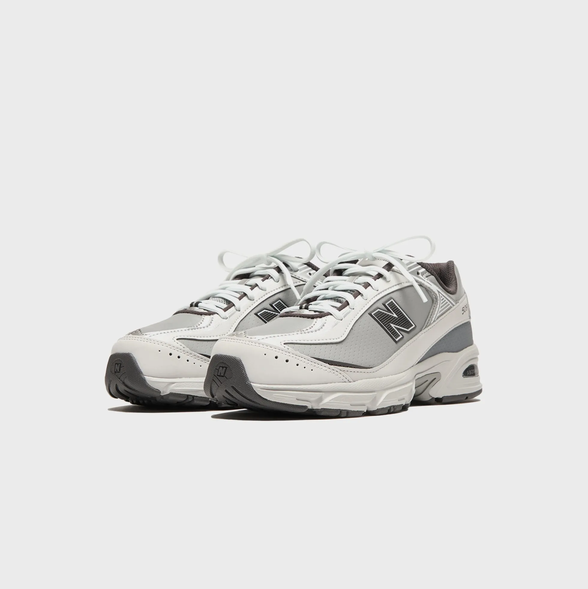 x New Balance U509