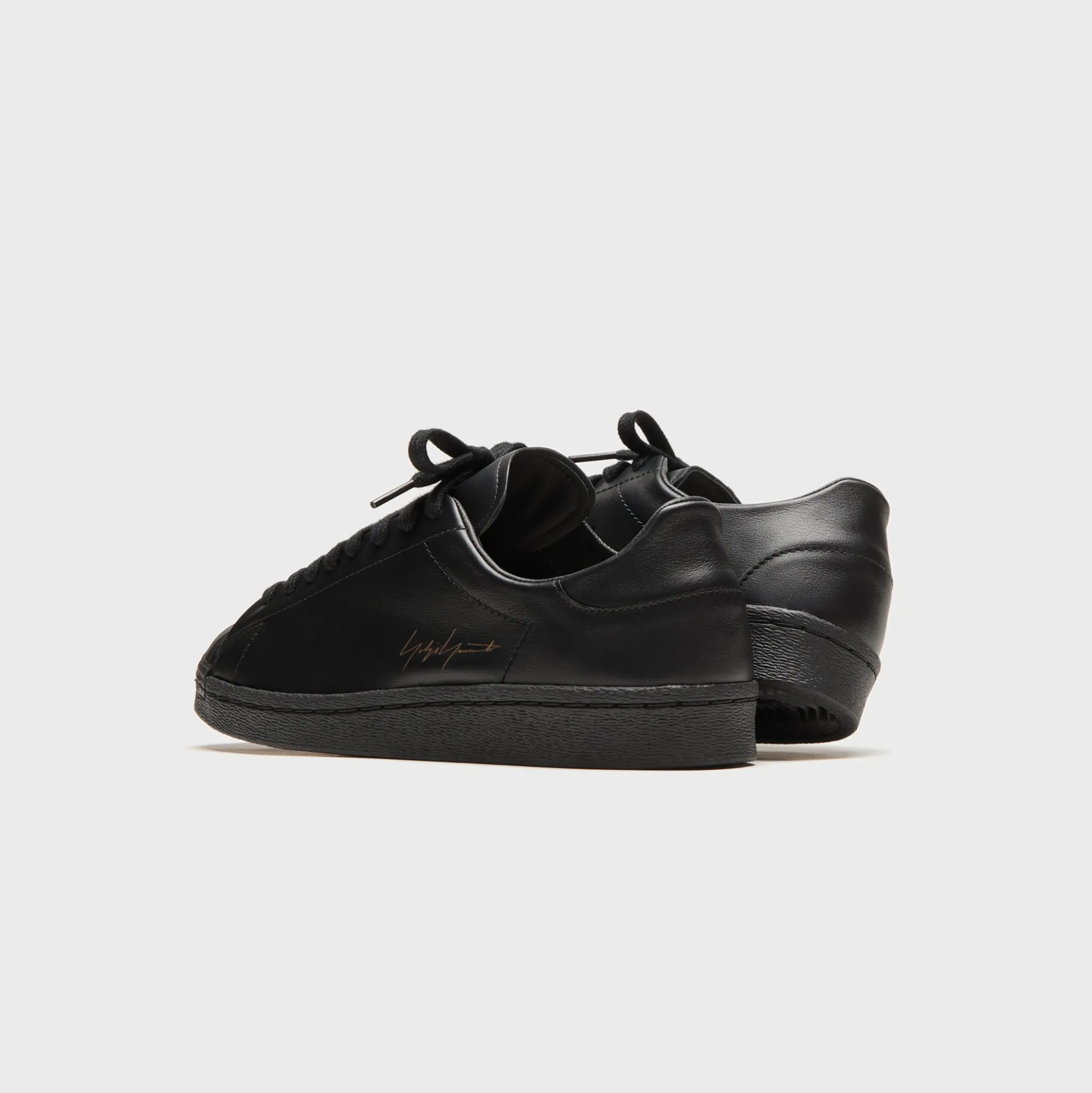 x Y-3 Superstar