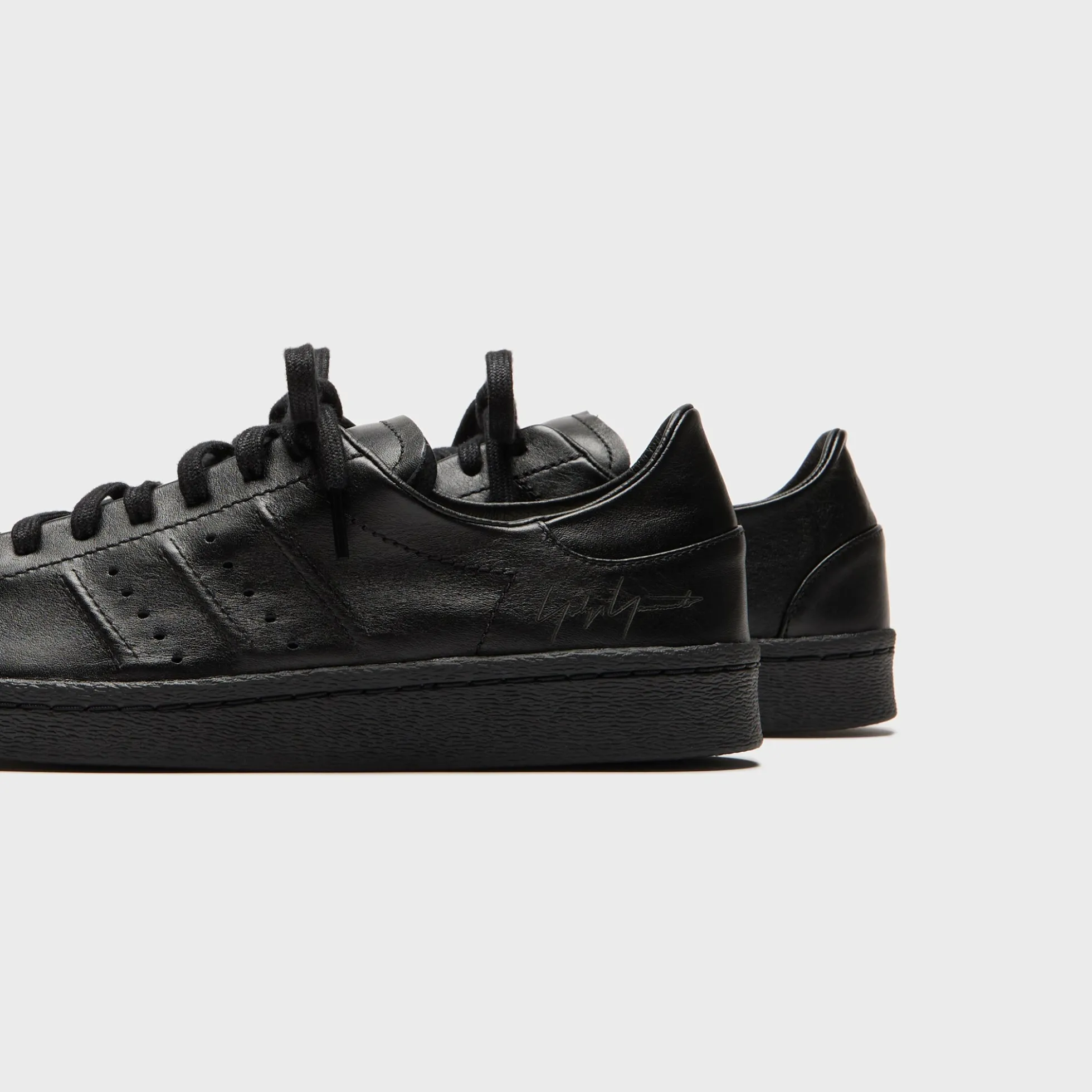 x Y-3 Superstar