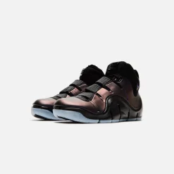 Zoom LeBron IV