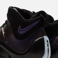 Zoom LeBron IV